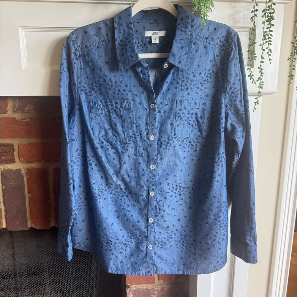 Croft & Barrow Blue Floral Pattern Shirt